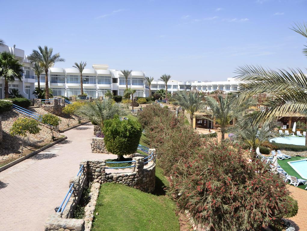 Queen Sharm Aqua Park Hotel Exterior photo